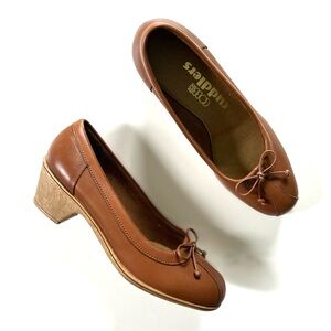 Cobbie Cuddlers Vintage Brown Cognac Genuine Leather Stacked Low Heels